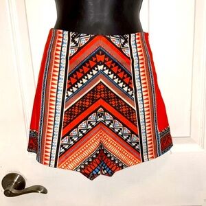 Jealous Tomato Women’s /Juniors Aztec Print Shorts Size M